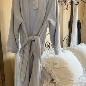 Women's Soft Plush Robe - Light Gray